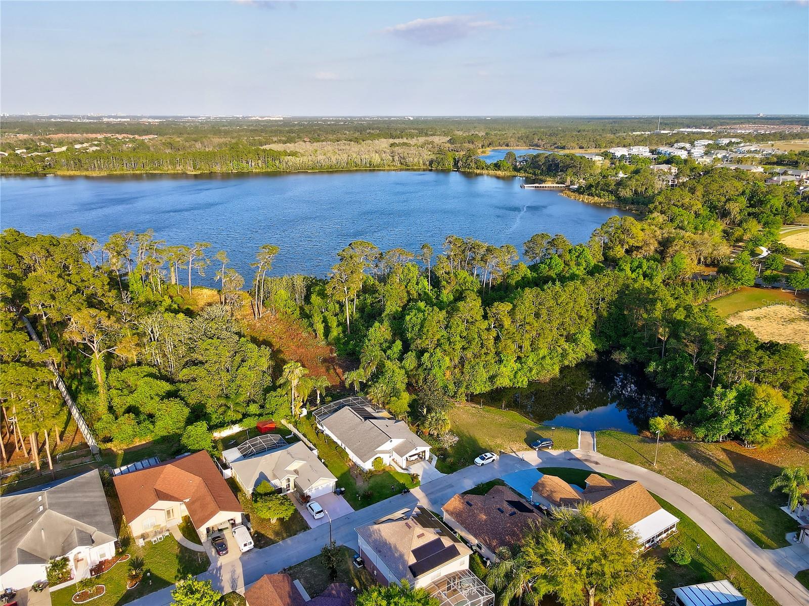 LAKESIDE AT BASS LAKE - Residential