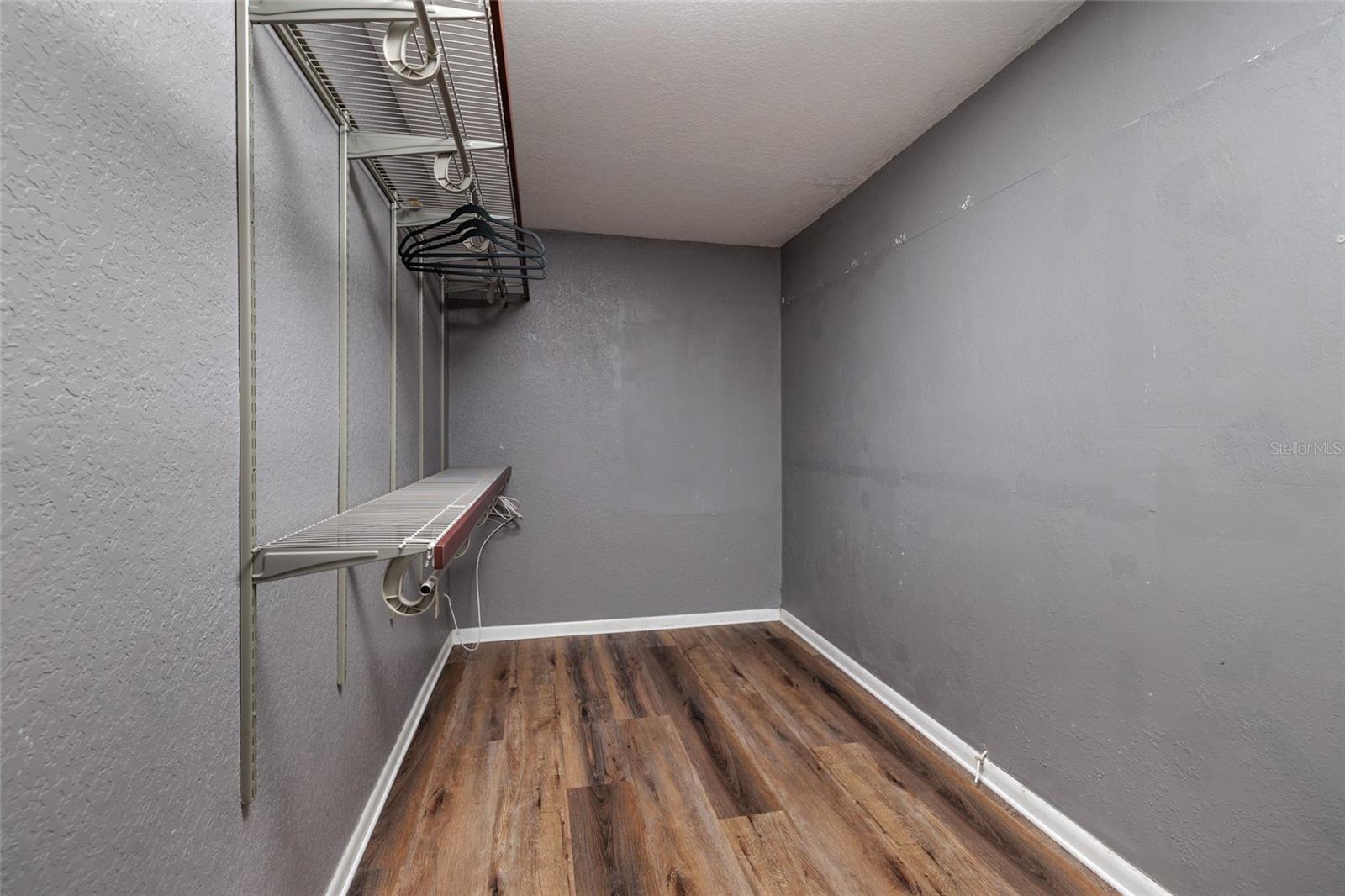 COLLEGE PARK - Residential