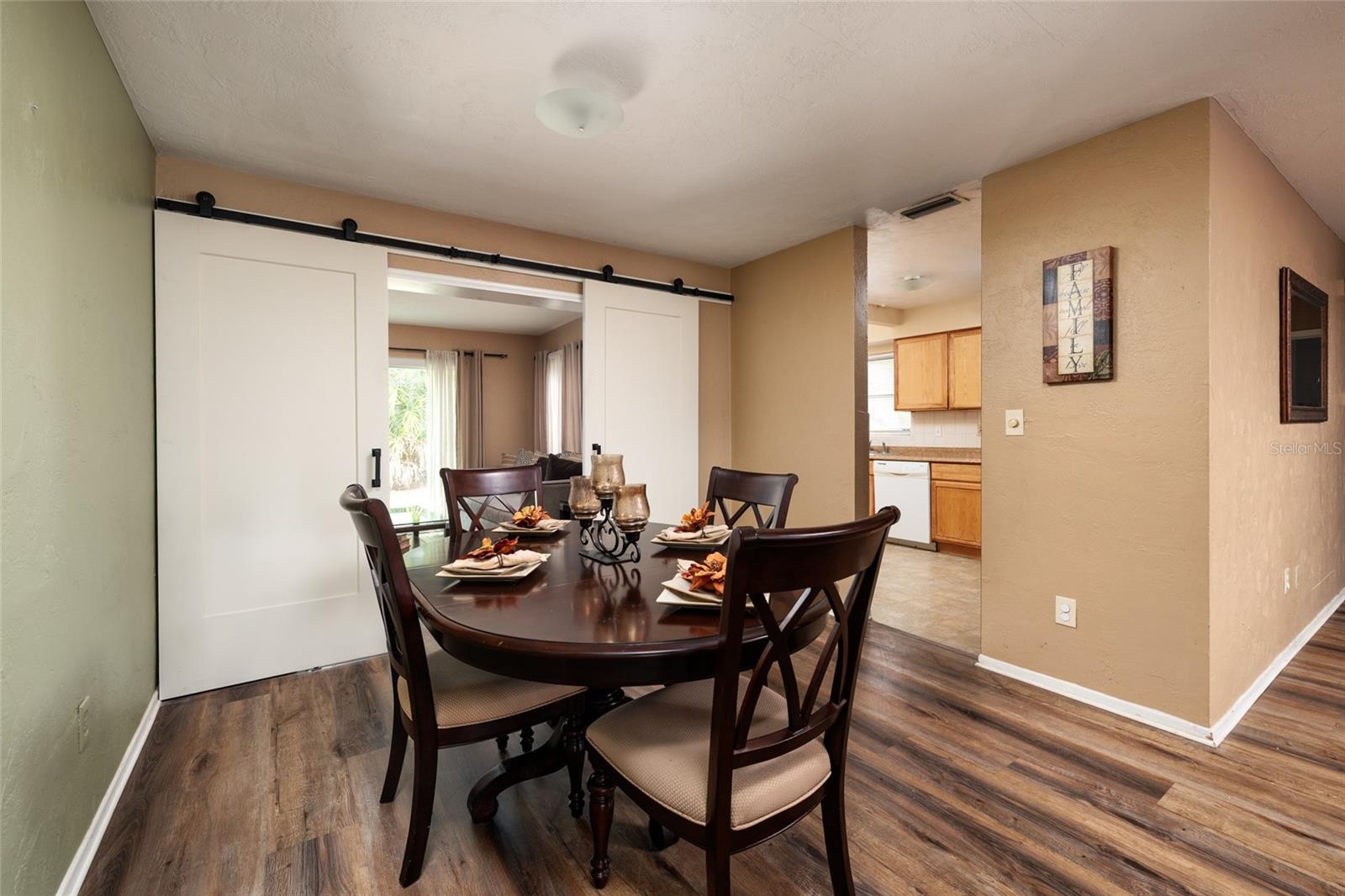 COLLEGE PARK - Residential