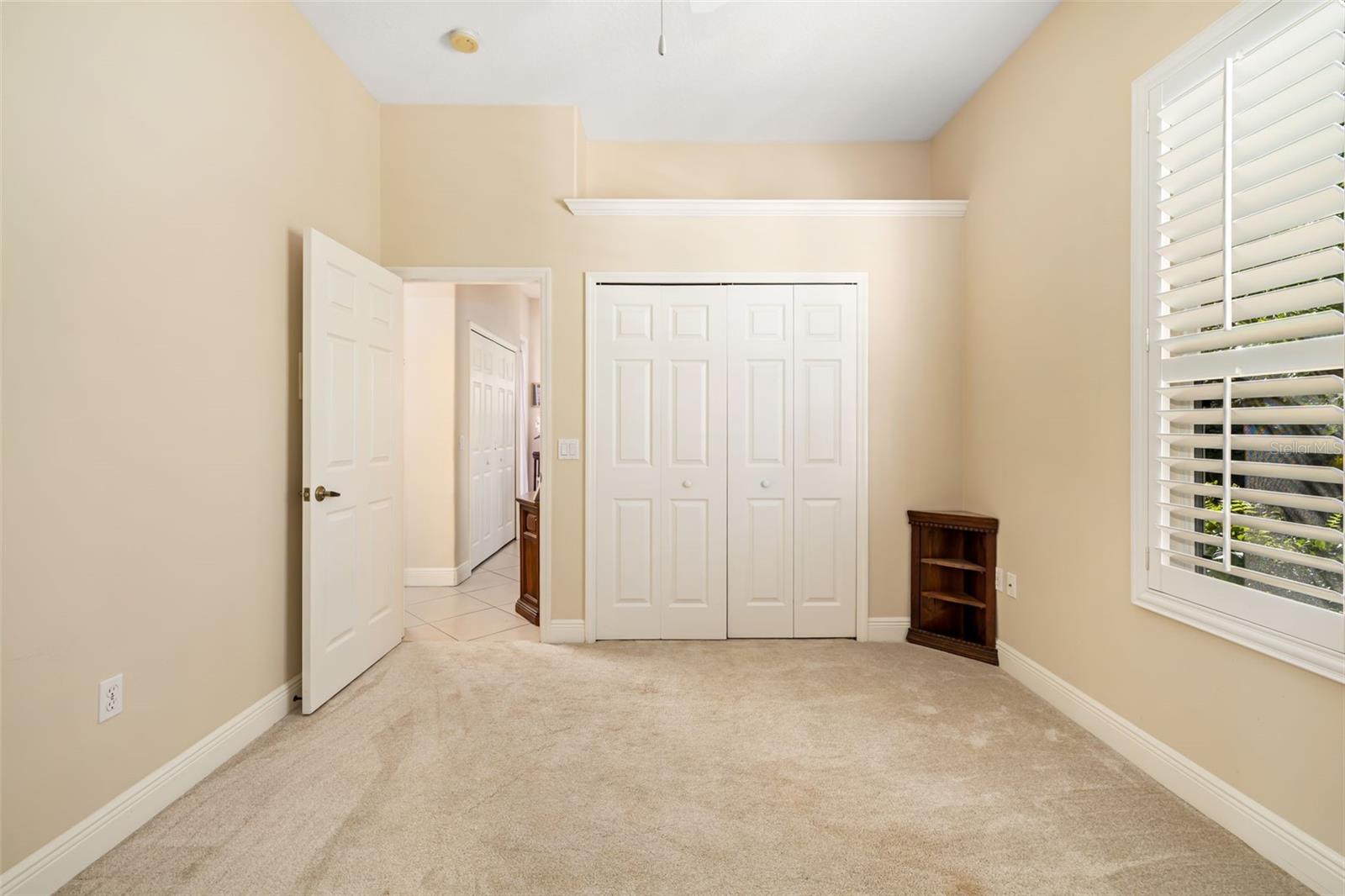 OAK CREEK - Residential