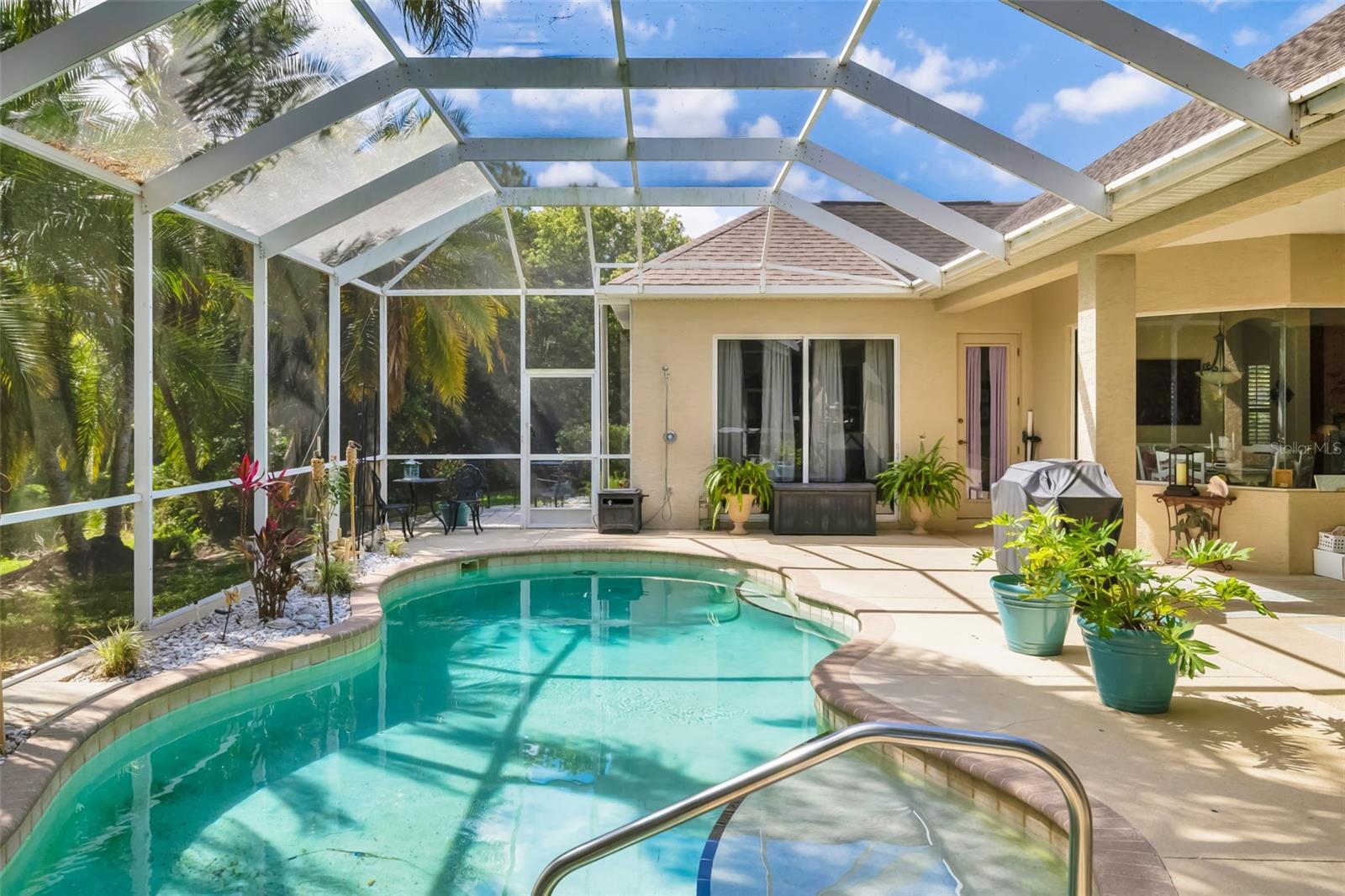 OAK CREEK - Residential