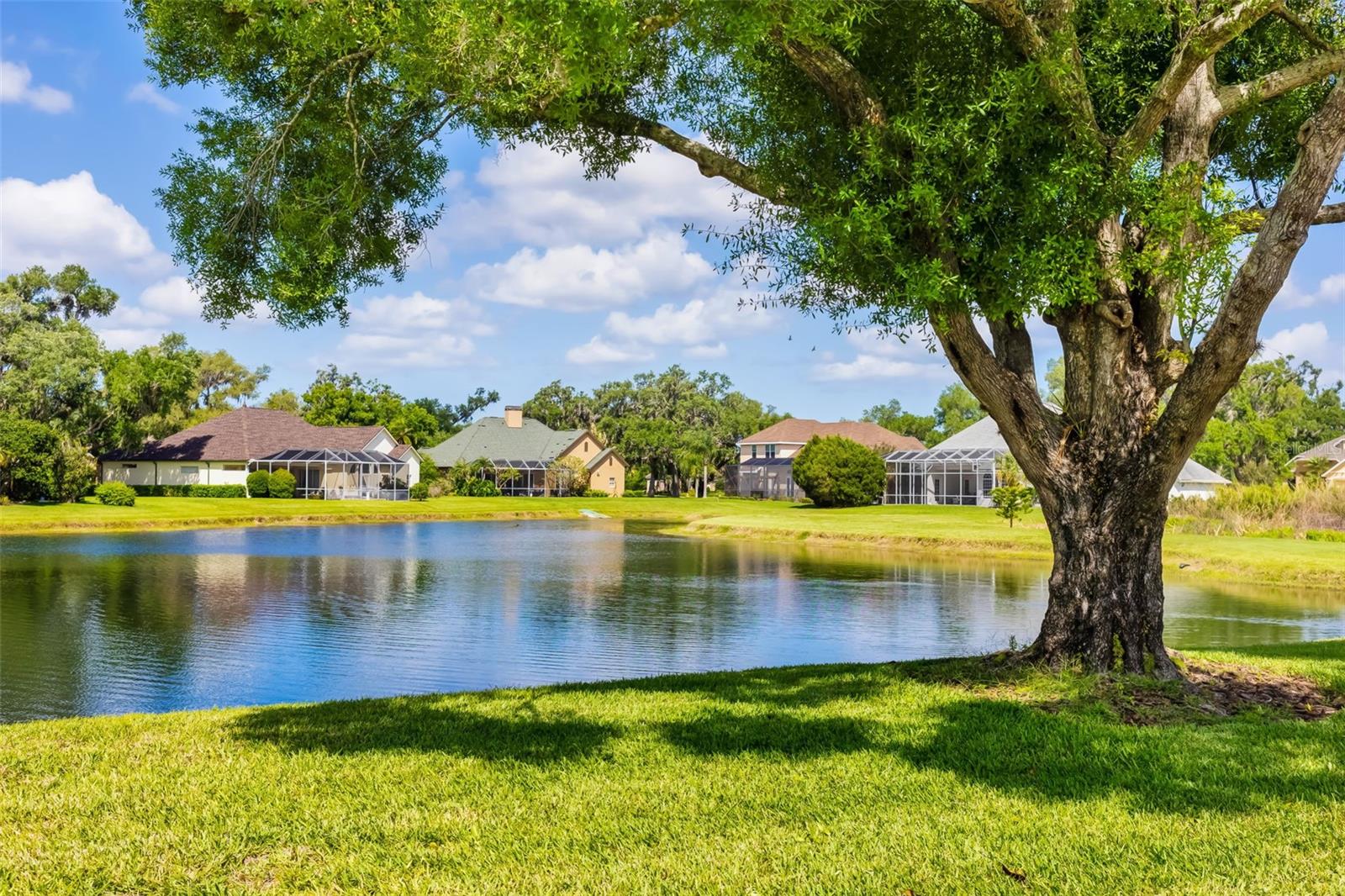 OAK CREEK - Residential