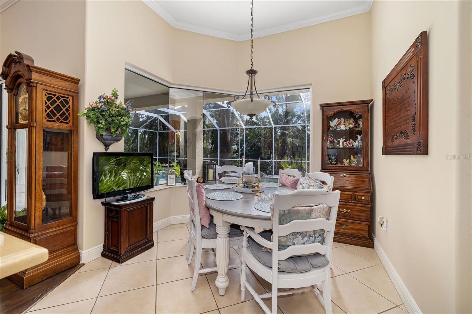 OAK CREEK - Residential