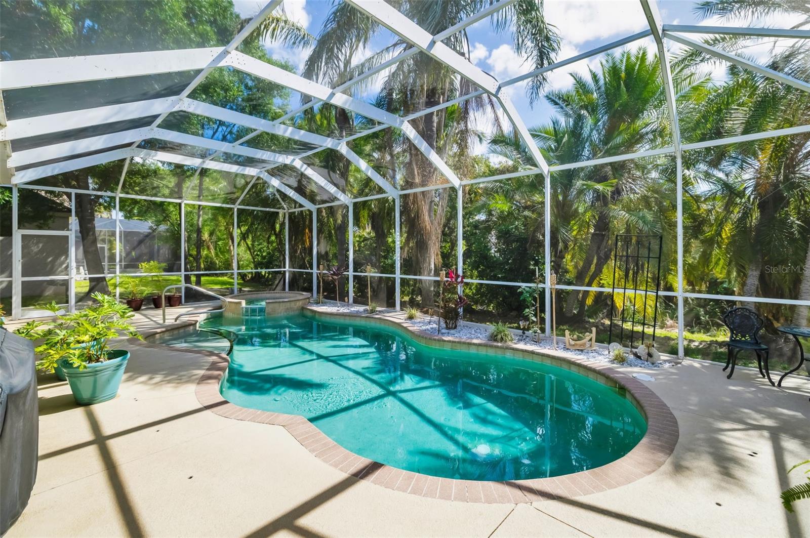 OAK CREEK - Residential