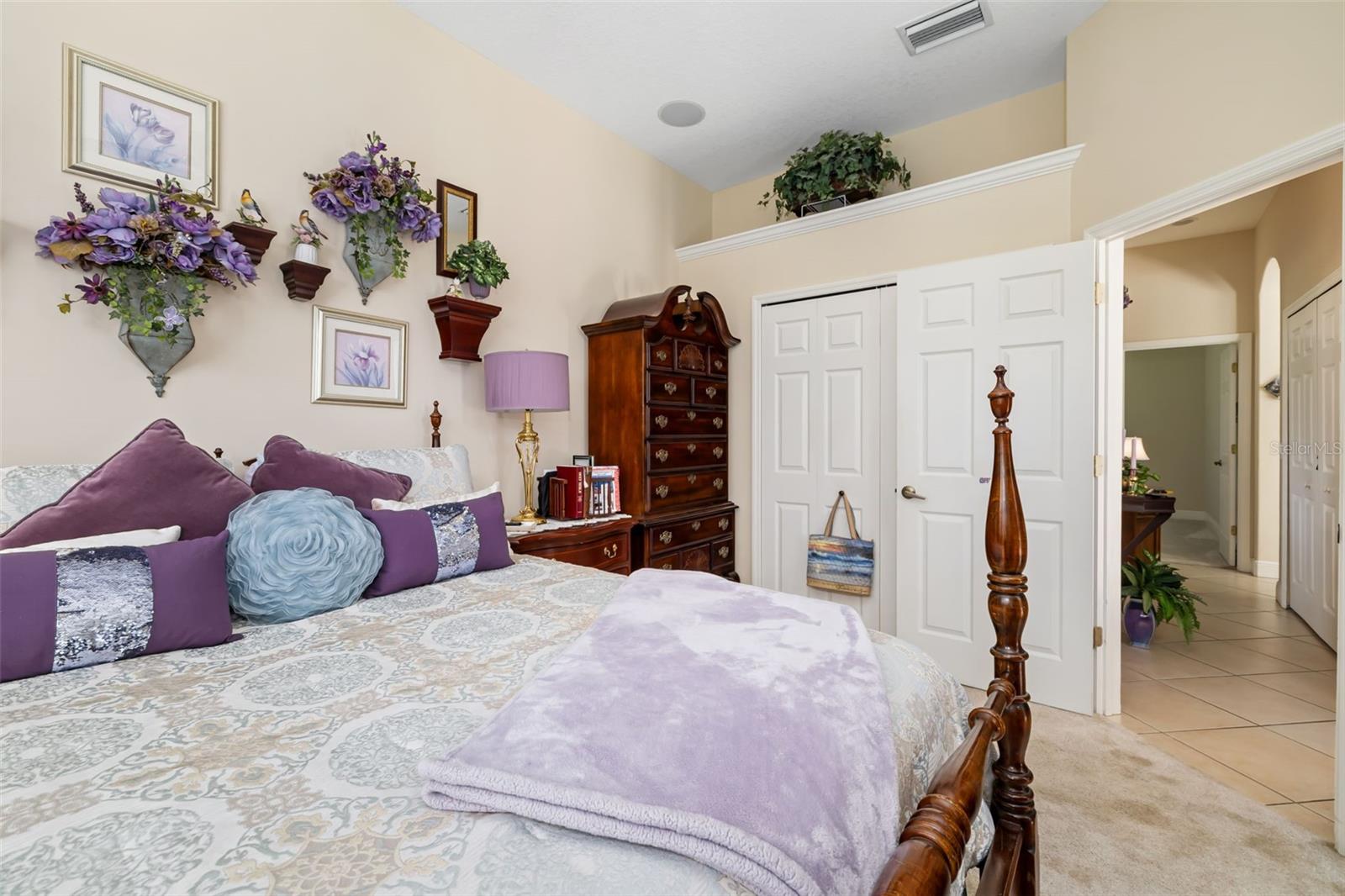 OAK CREEK - Residential