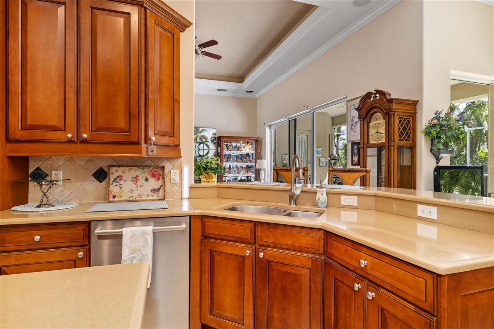 OAK CREEK - Residential