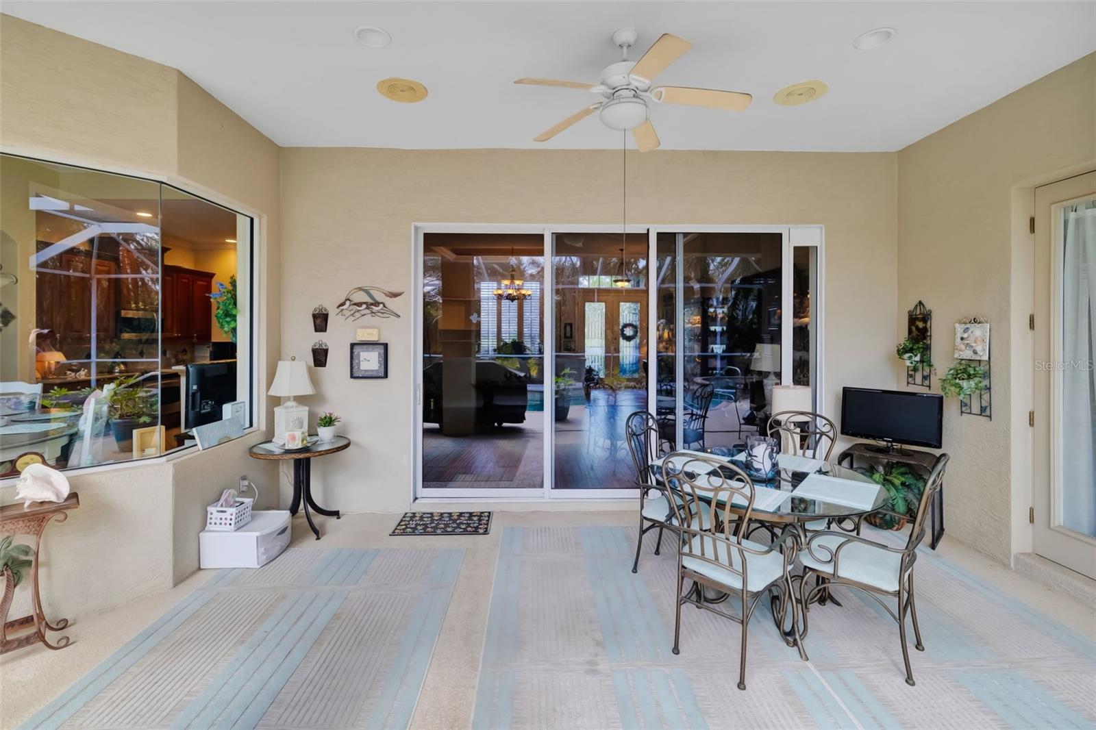 OAK CREEK - Residential