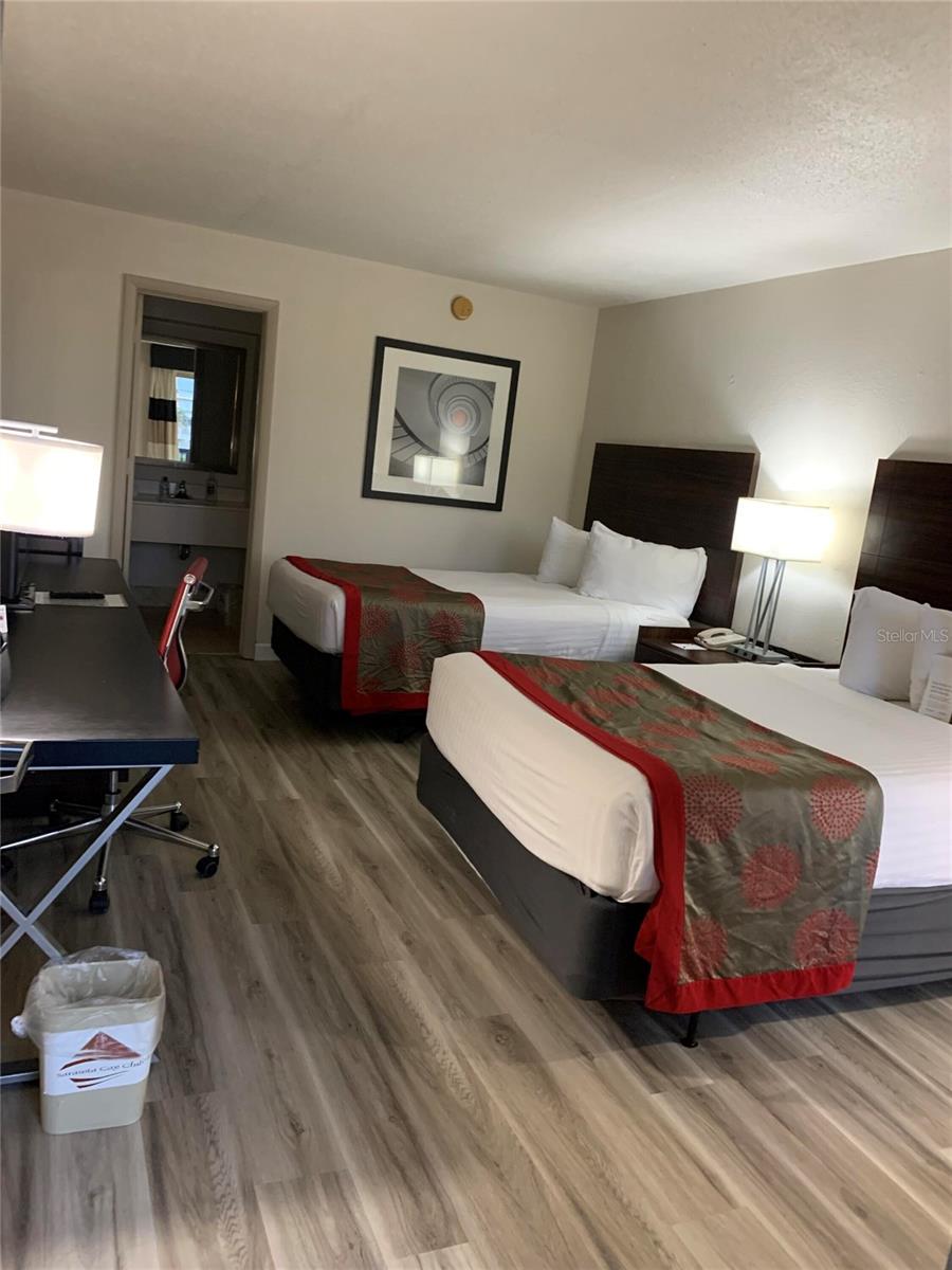 7150 N TAMIAMI TRAIL 604