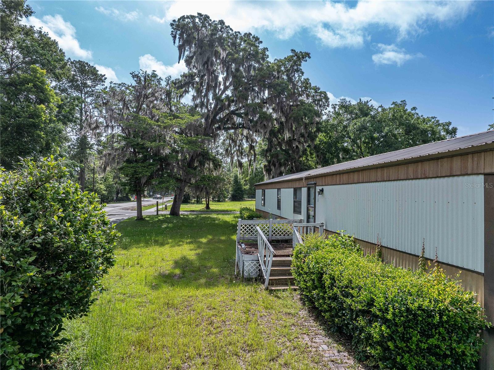 438 SW DORTCH STREET