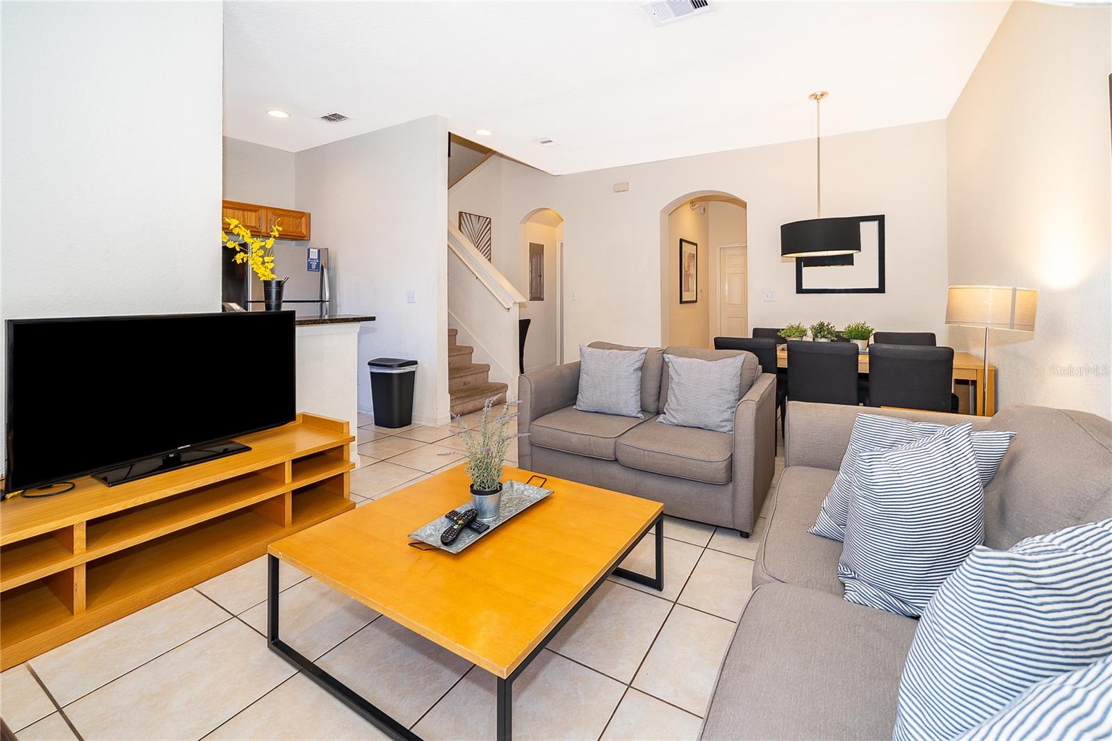 REGAL OAKS AT OLD TOWN - Residential