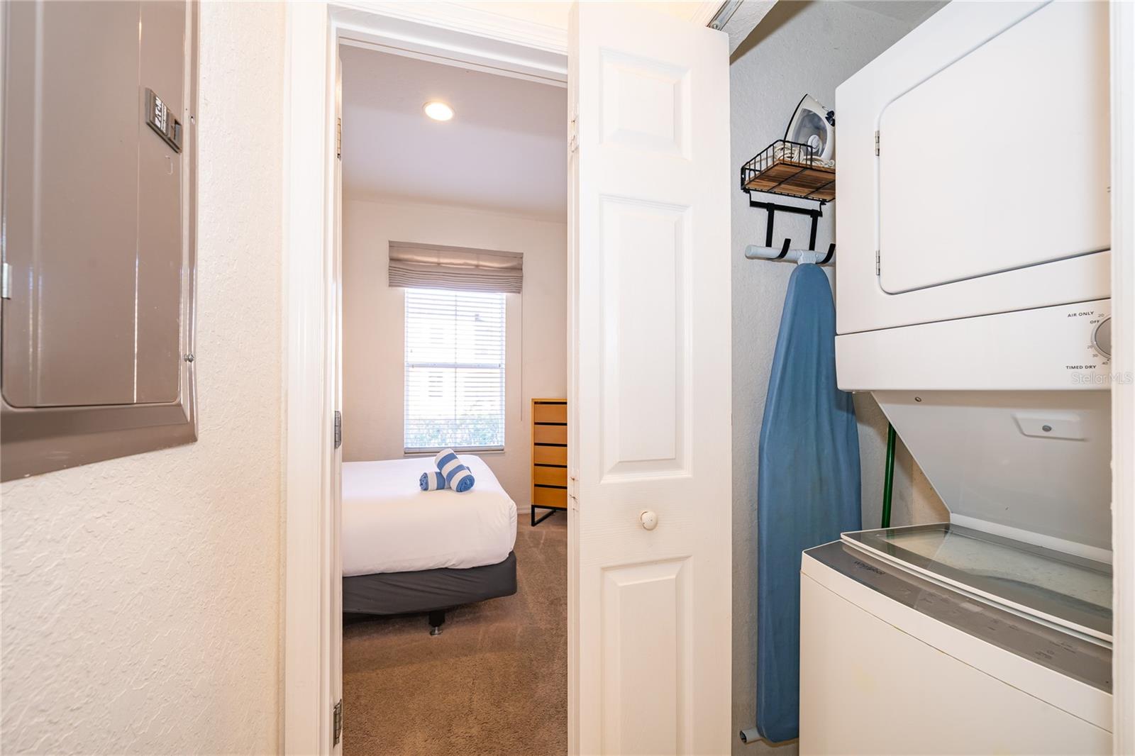 REGAL OAKS AT OLD TOWN - Residential