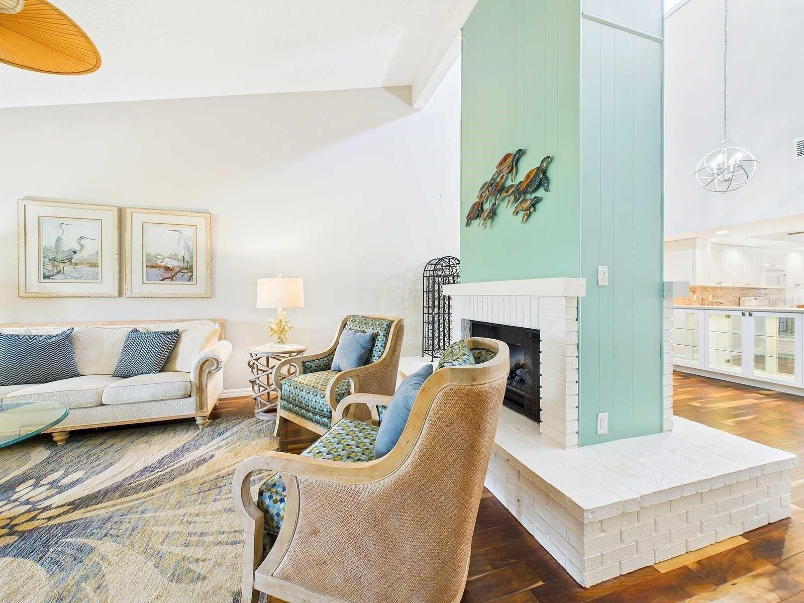 THE VILLAS AT EL CONQUISTADOR - Residential