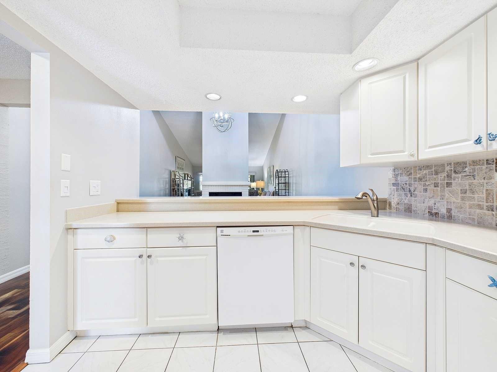 THE VILLAS AT EL CONQUISTADOR - Residential