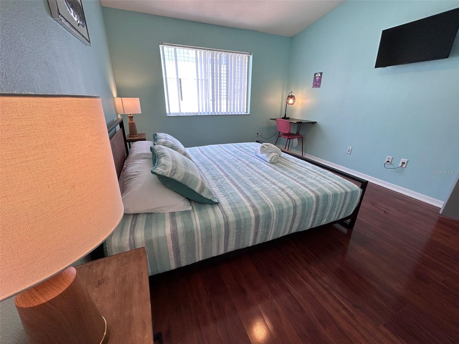 ISLAND CLUB WEST PH 01 - Residential Lease