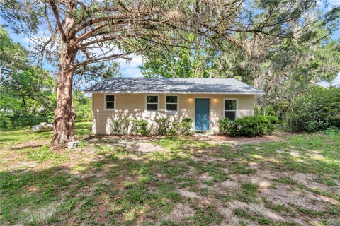 Photo of 658 NE 39th Court, Ocala, FL 34470 (MLS # GC541205)