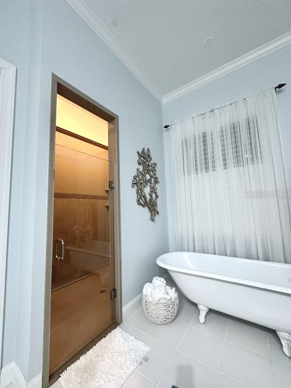 LAKES LADY LAKE - Residential