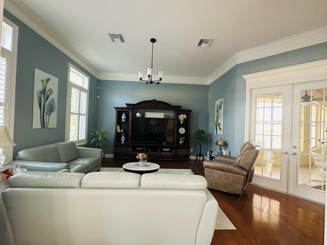 LAKES LADY LAKE - Residential