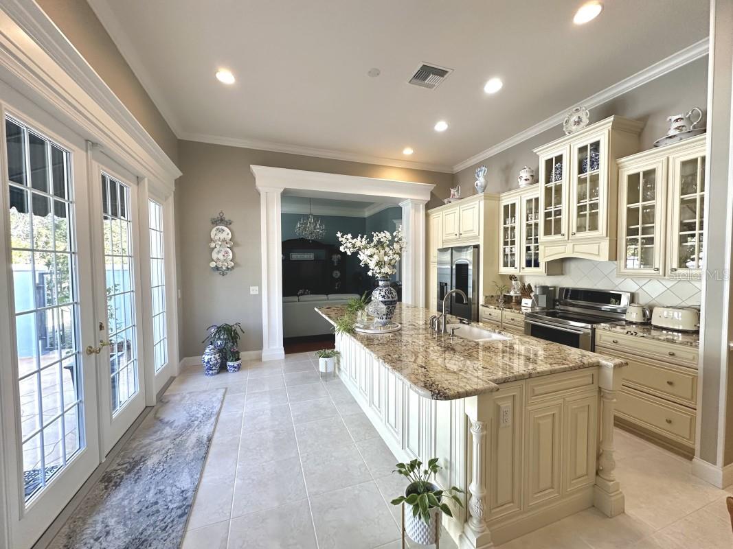 LAKES LADY LAKE - Residential