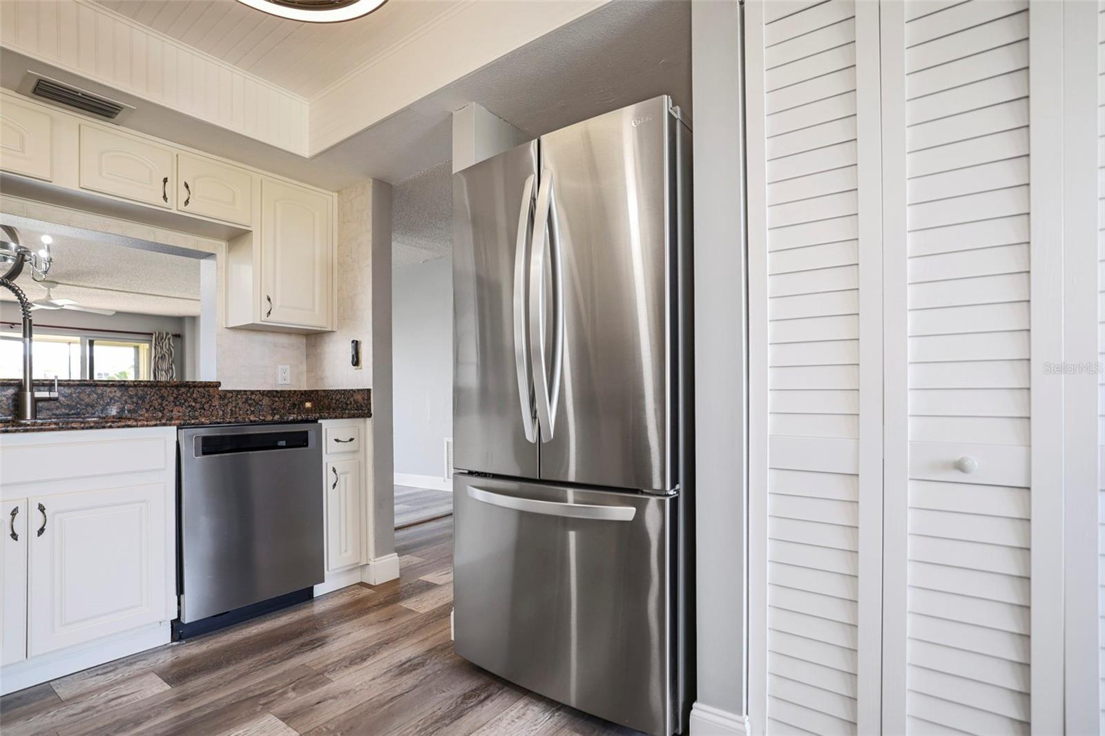 BOCA VISTA CONDO - Residential Lease