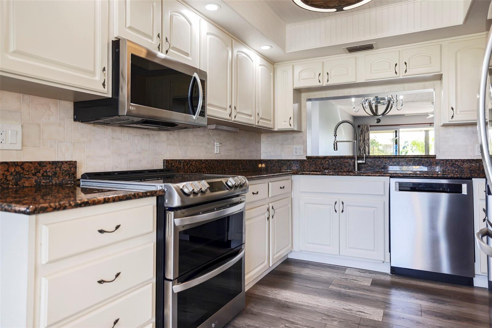 BOCA VISTA CONDO - Residential Lease