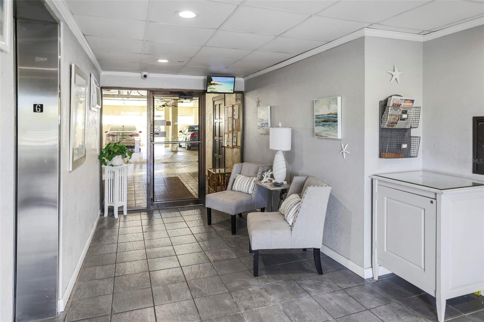 BOCA VISTA CONDO - Residential Lease