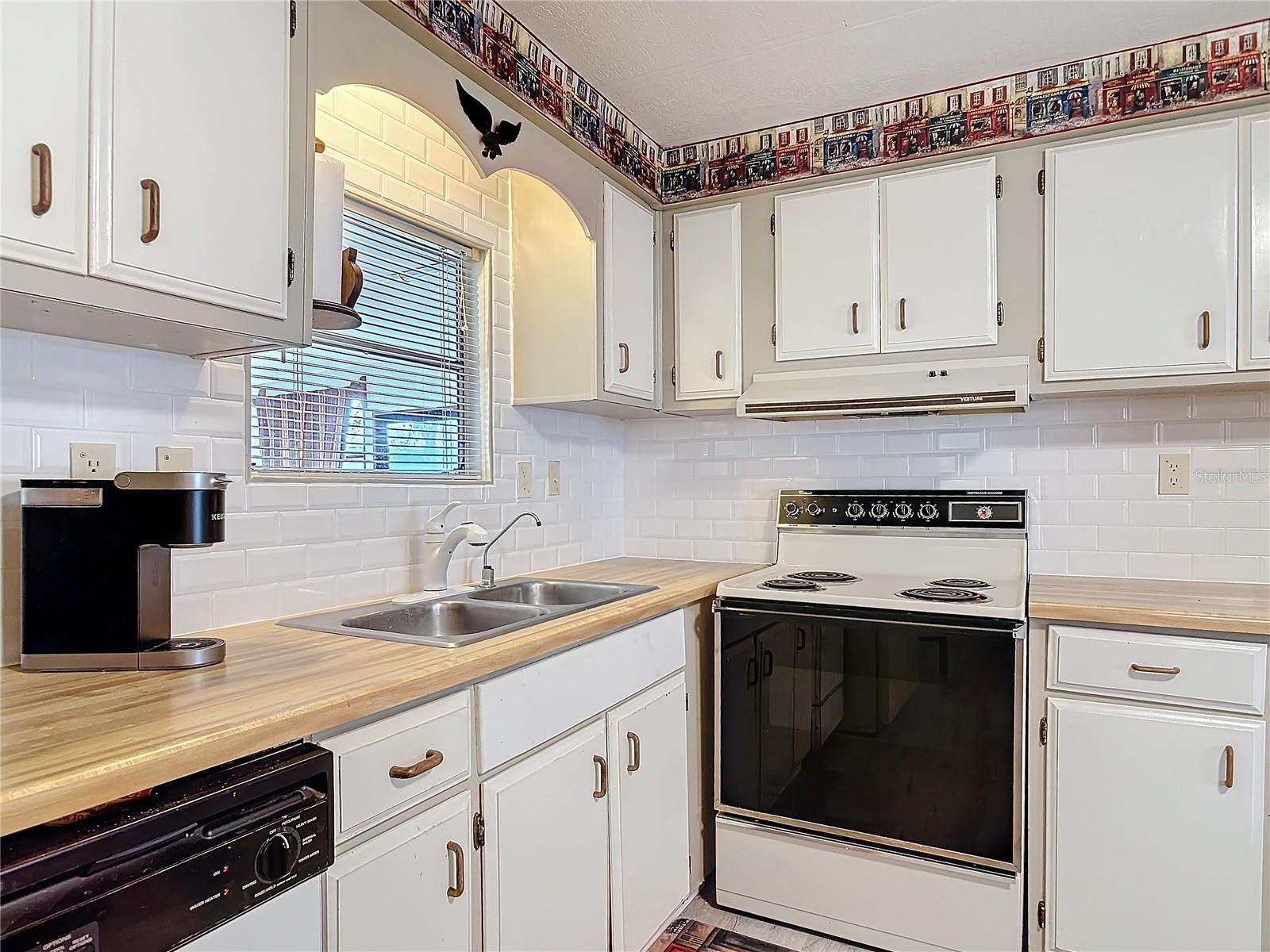 KOVE ESTATES COOP - Residential