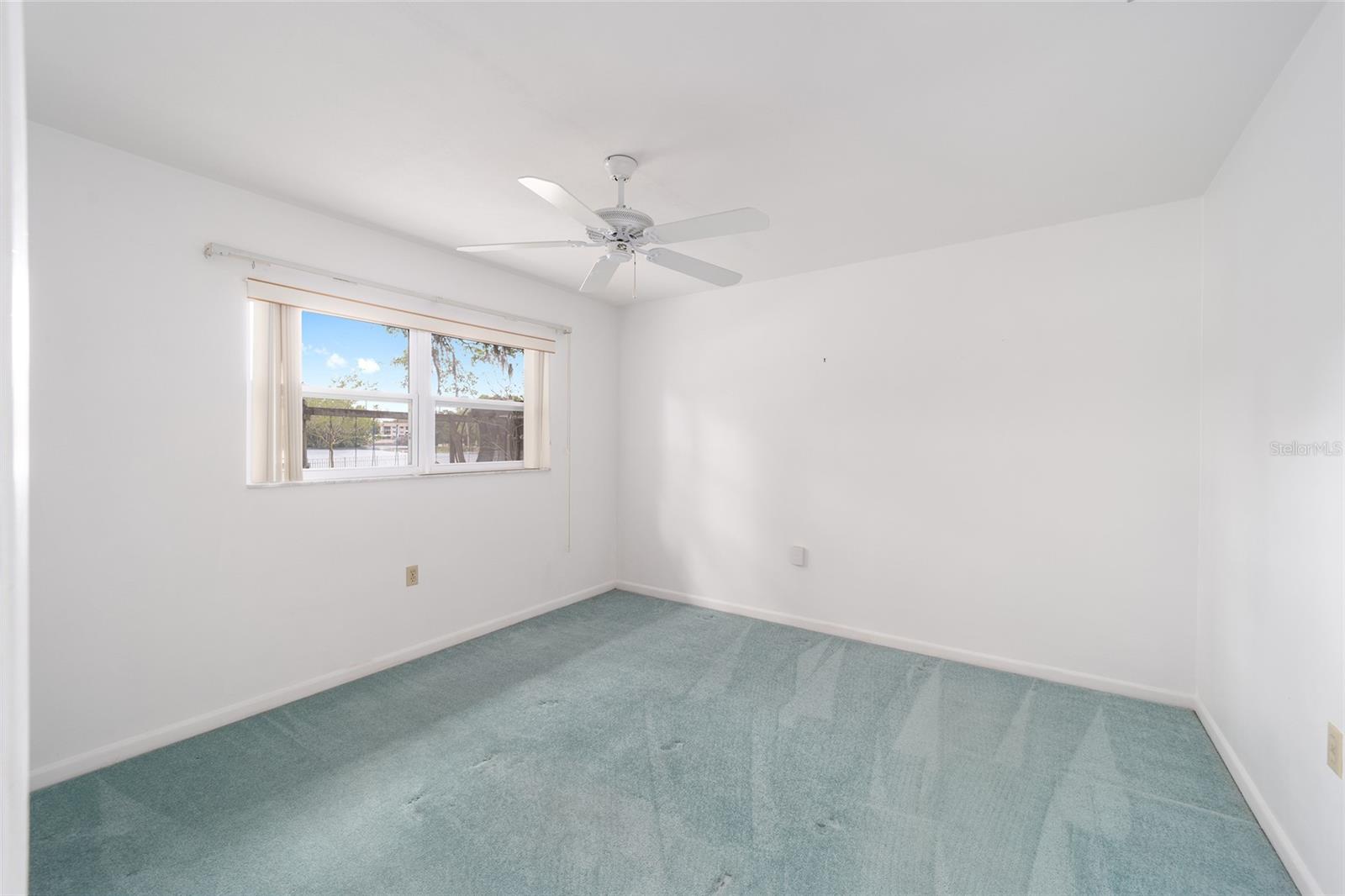 RIPPLING WATERS - Residential