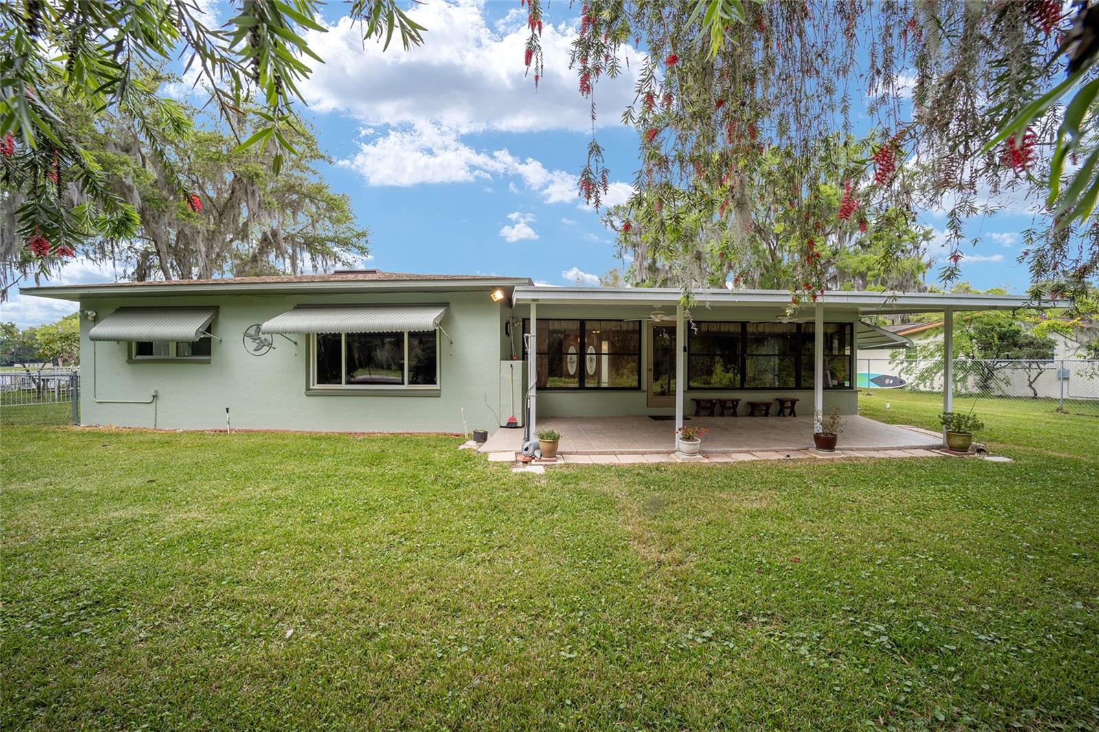 RIPPLING WATERS - Residential