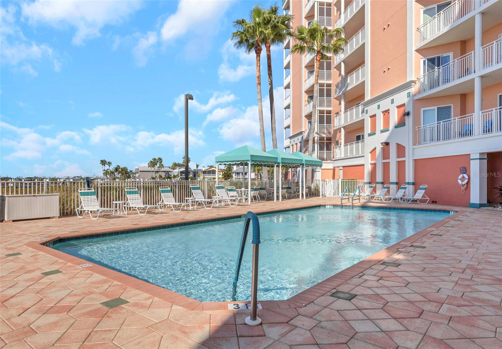 SEAVIEW PLACE - Residential