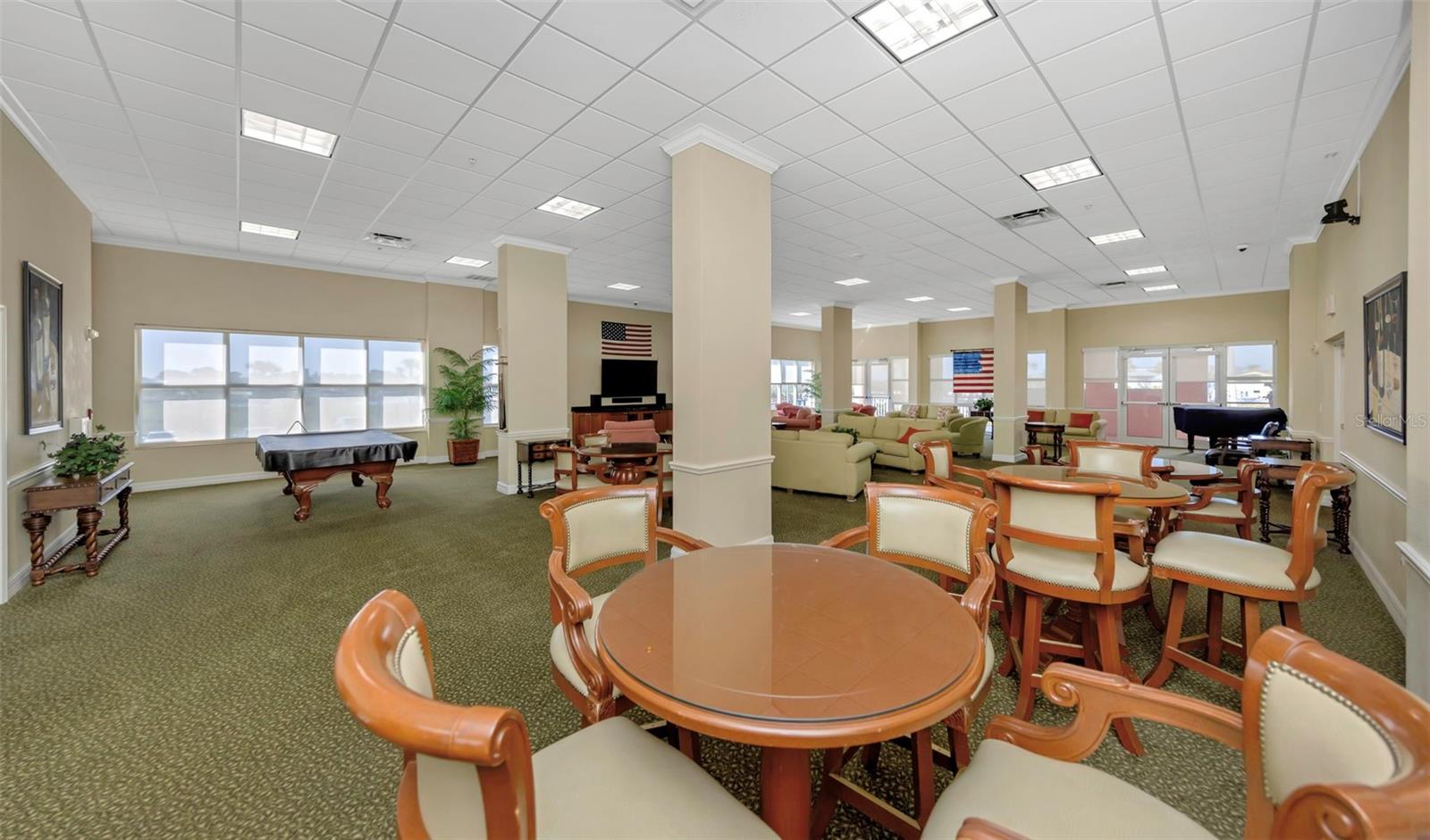 SEAVIEW PLACE - Residential