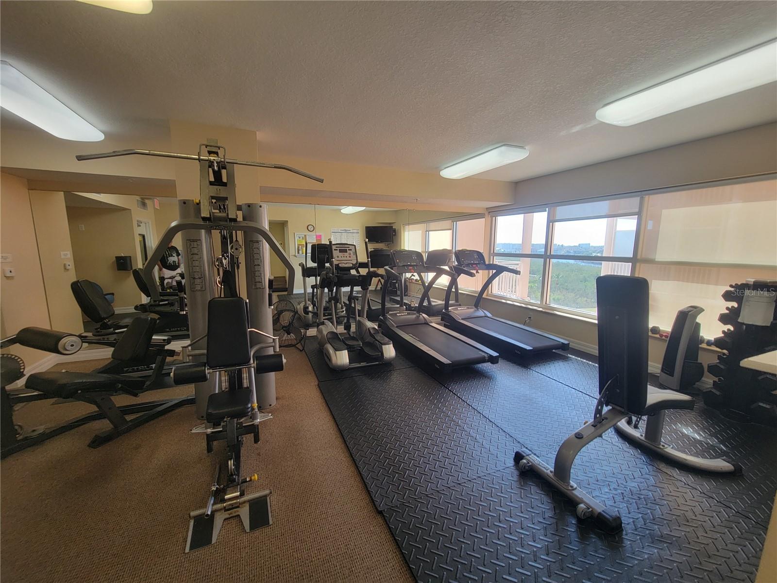 SEAVIEW PLACE - Residential