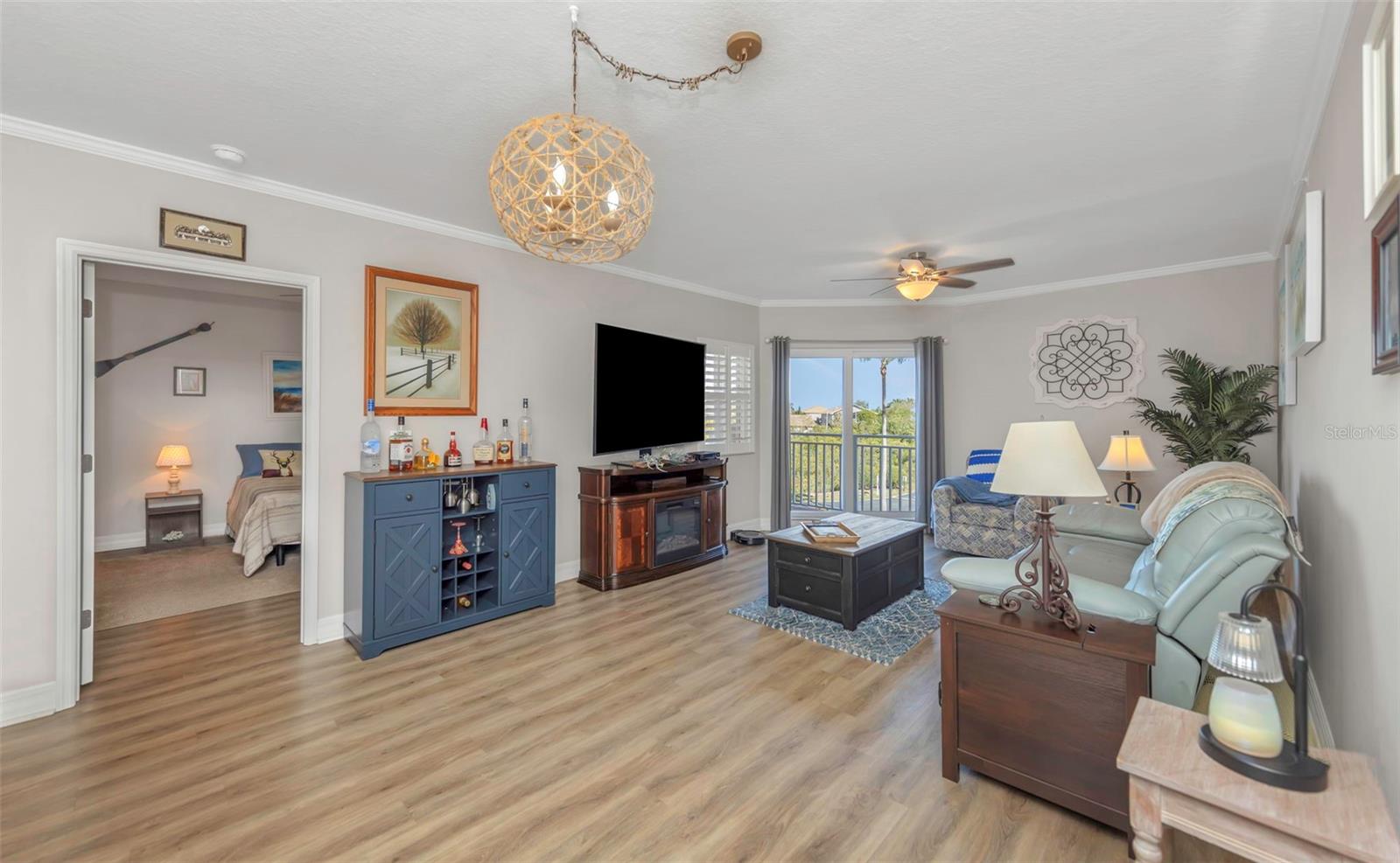 SEAVIEW PLACE - Residential