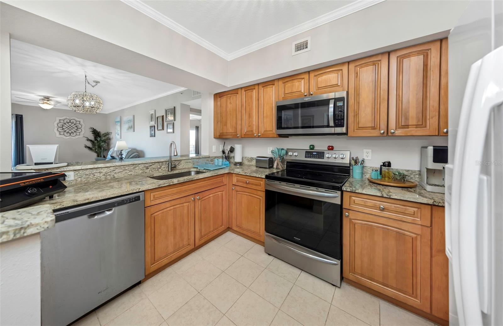 SEAVIEW PLACE - Residential