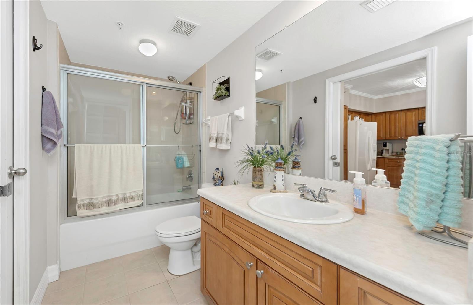 SEAVIEW PLACE - Residential