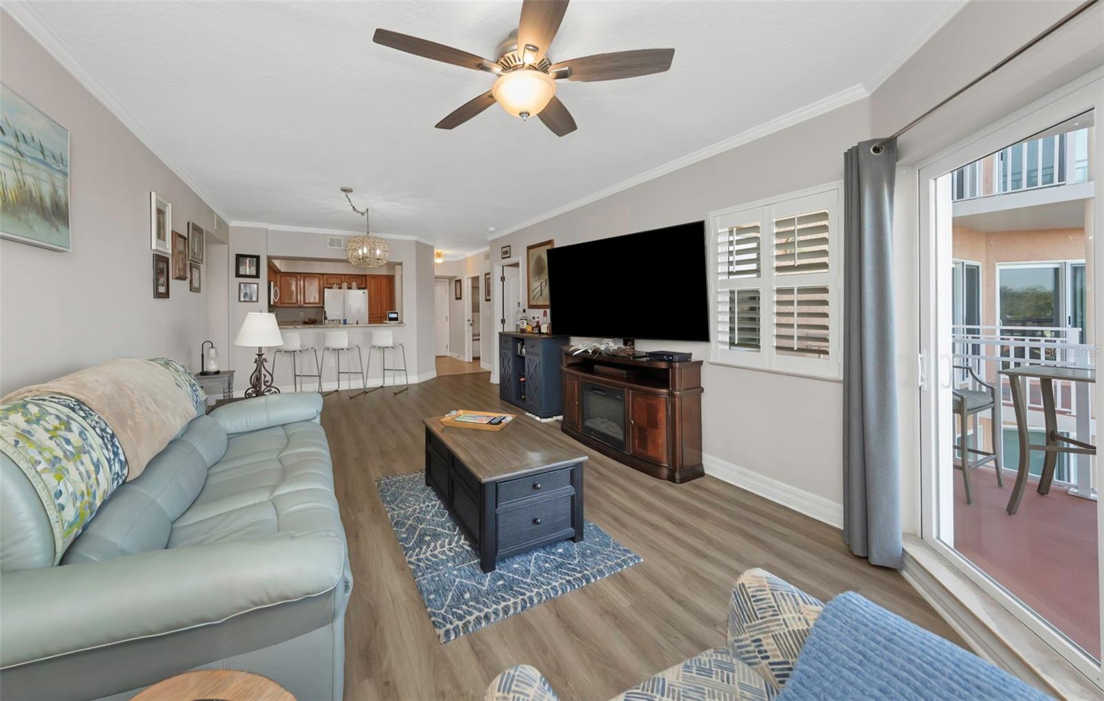 SEAVIEW PLACE - Residential