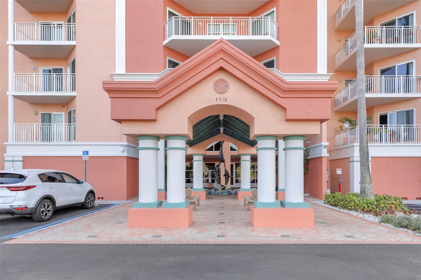 SEAVIEW PLACE - Residential