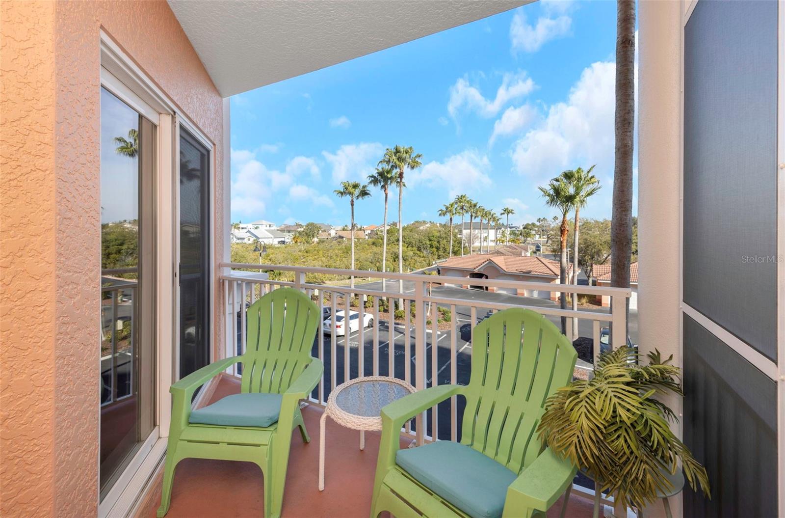 SEAVIEW PLACE - Residential