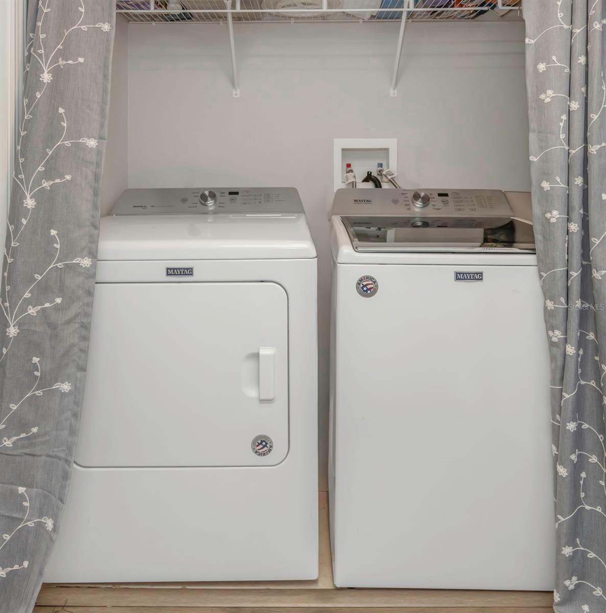 SEAVIEW PLACE - Residential