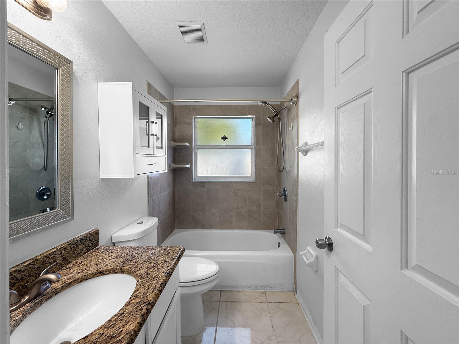 REMINGTON POINTE PH 3 - Residential Lease