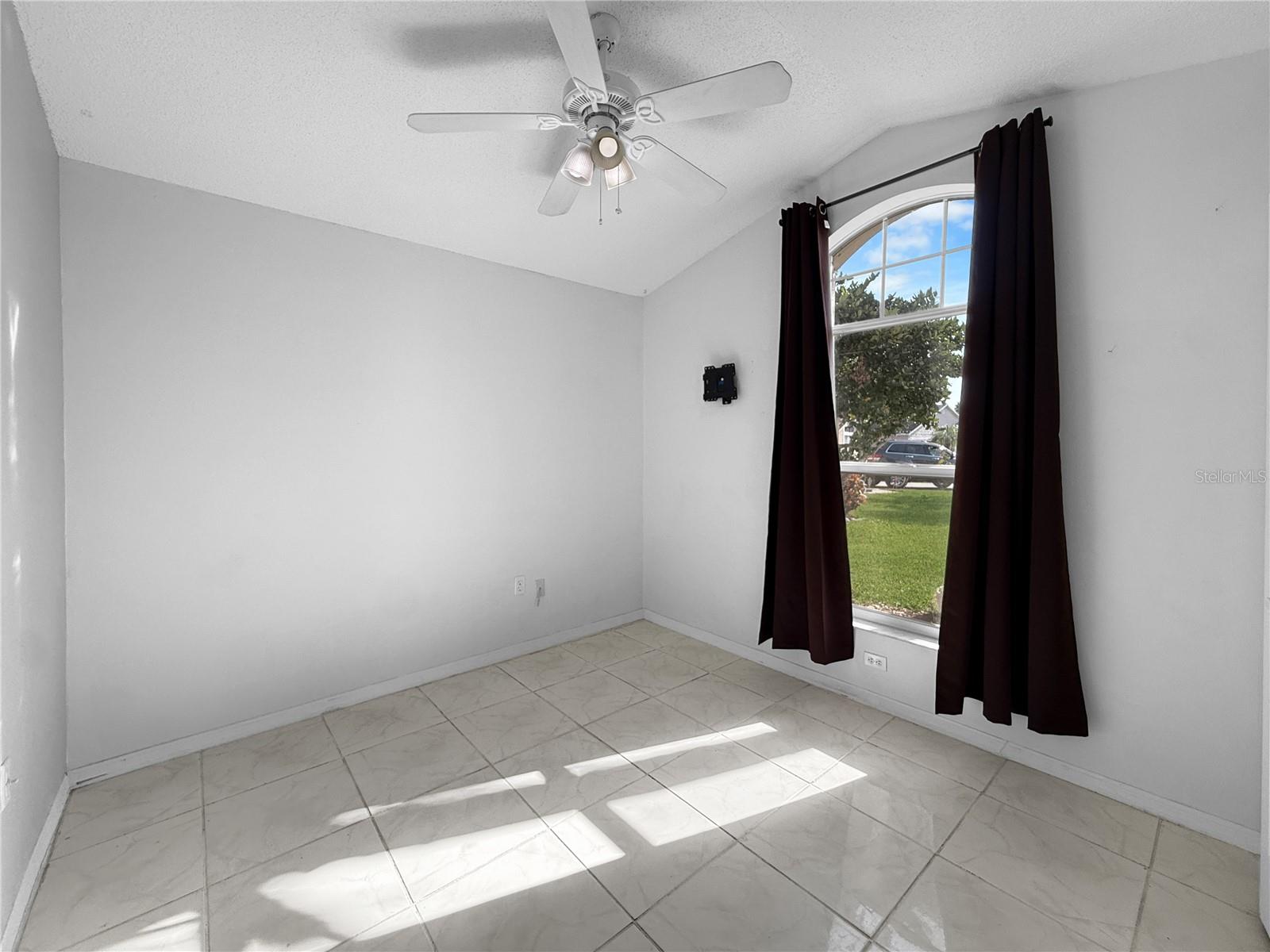 REMINGTON POINTE PH 3 - Residential Lease