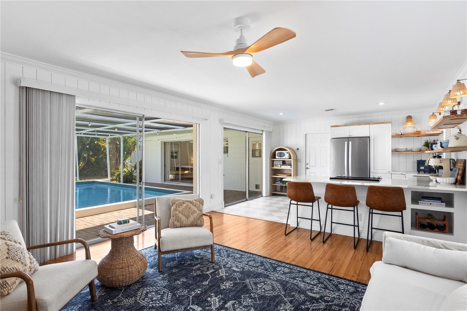 MEADOW LAWN 8TH ADD - Residential