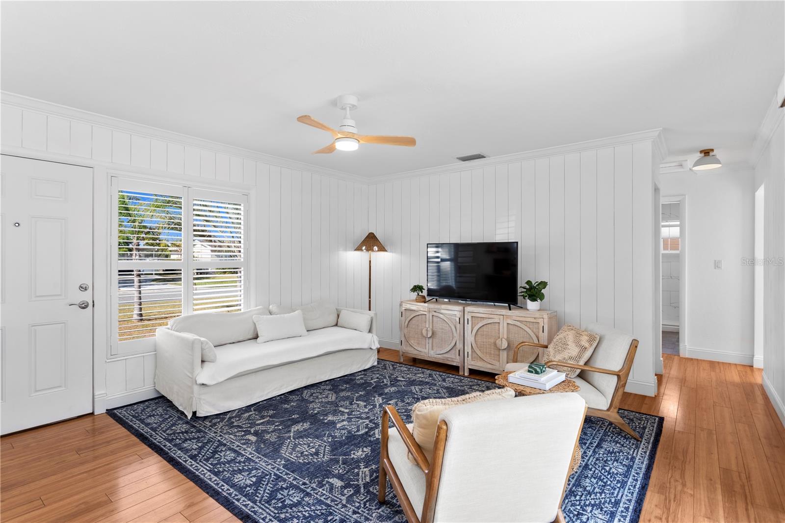 MEADOW LAWN 8TH ADD - Residential