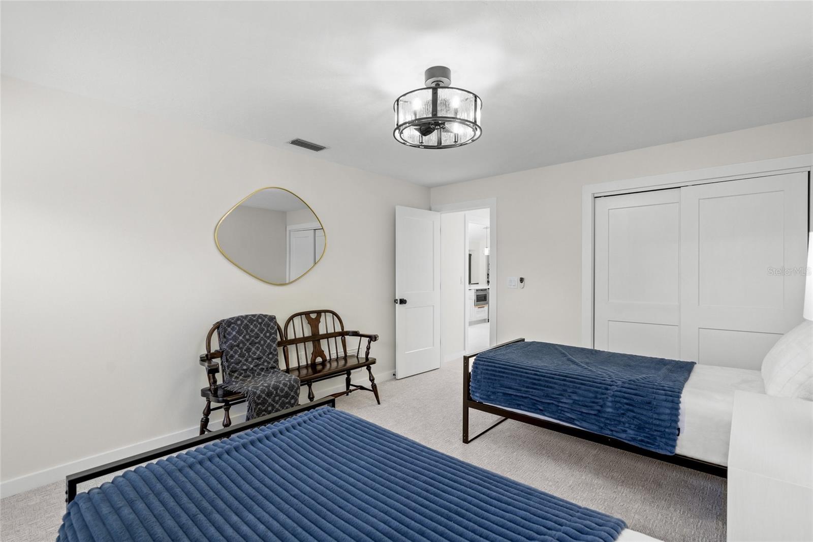 SOUTHBAY YACHT & RACQUET CLUB - Residential
