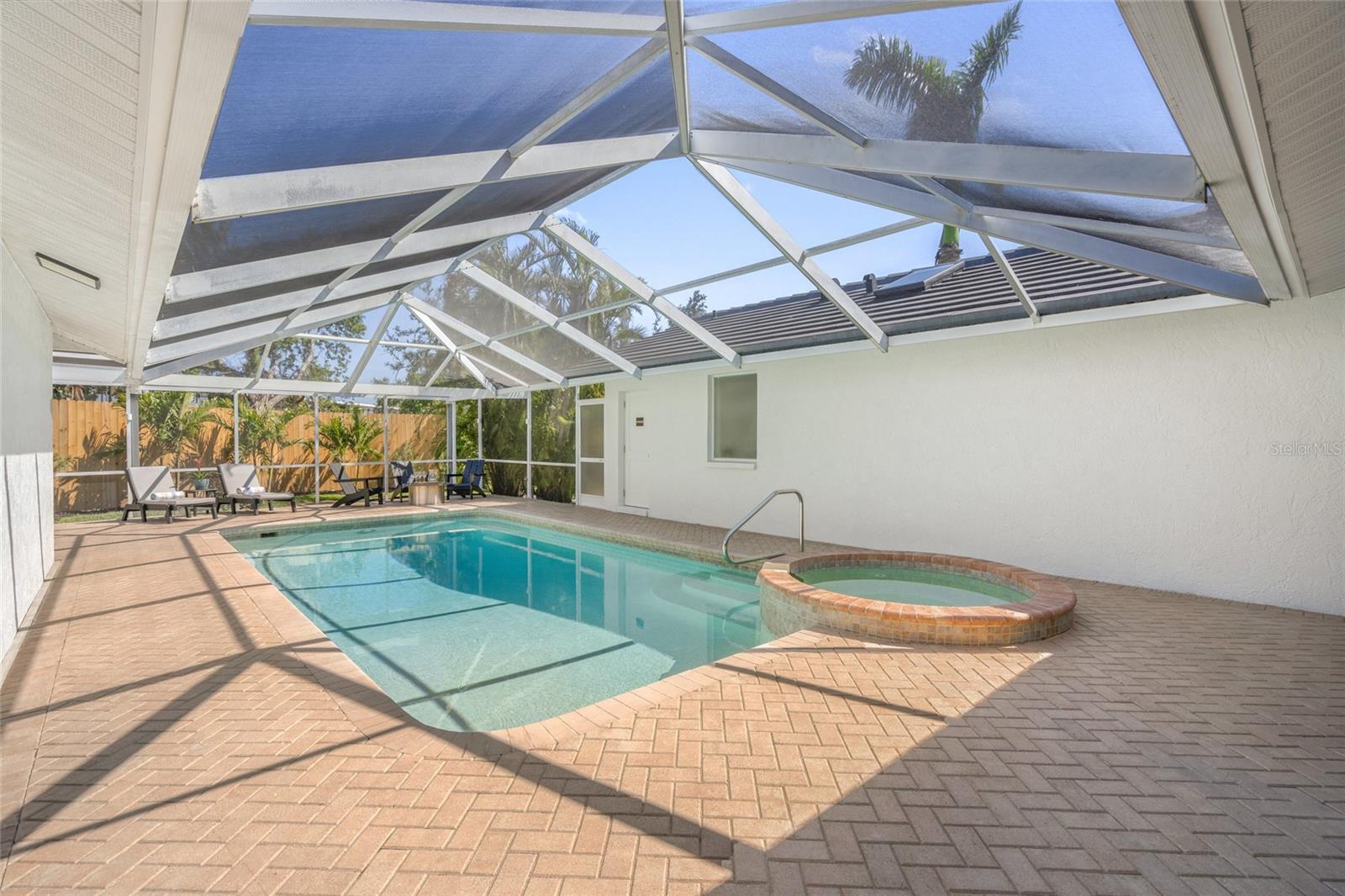 SOUTHBAY YACHT & RACQUET CLUB - Residential