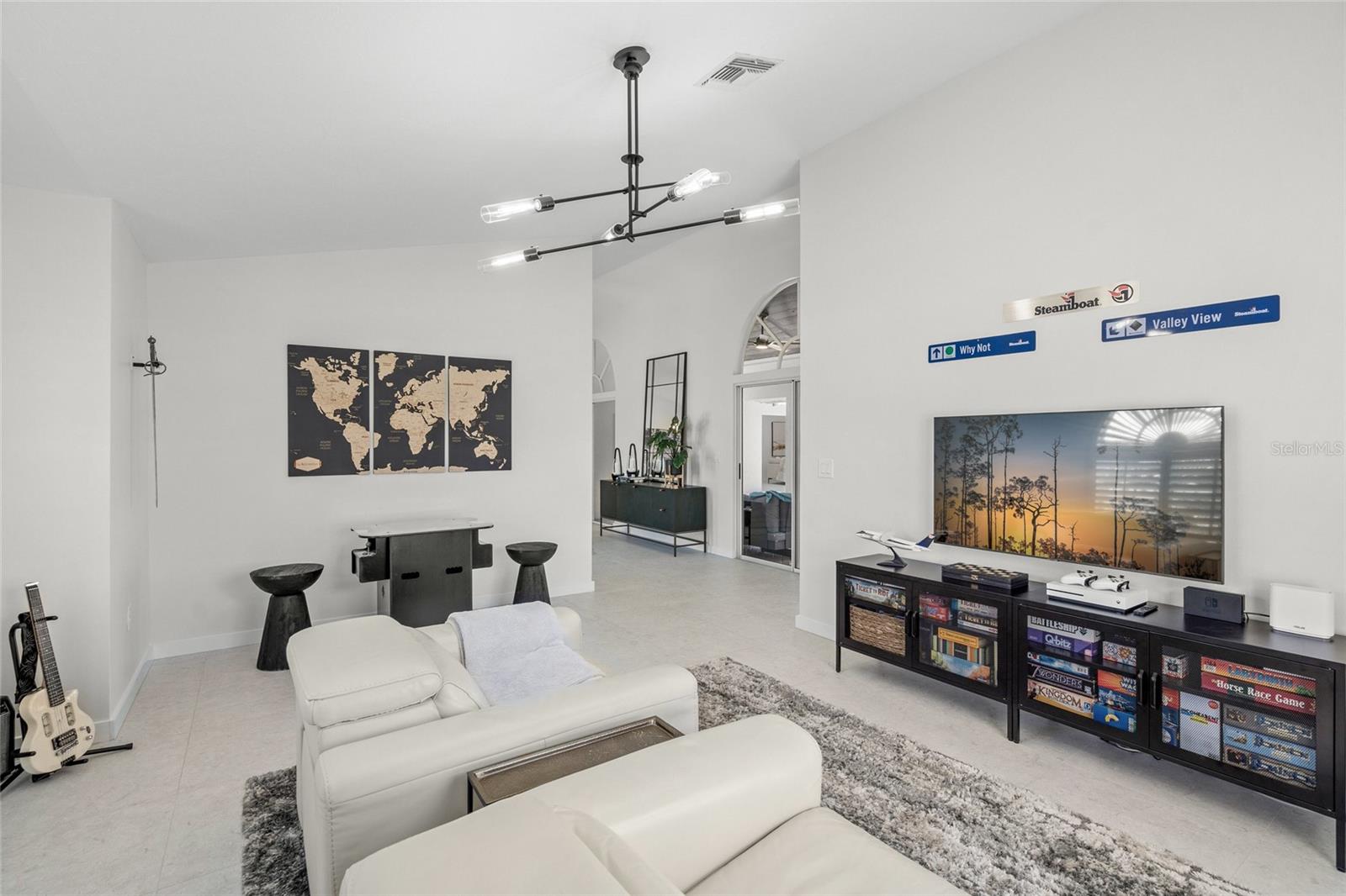 SOUTHBAY YACHT & RACQUET CLUB - Residential