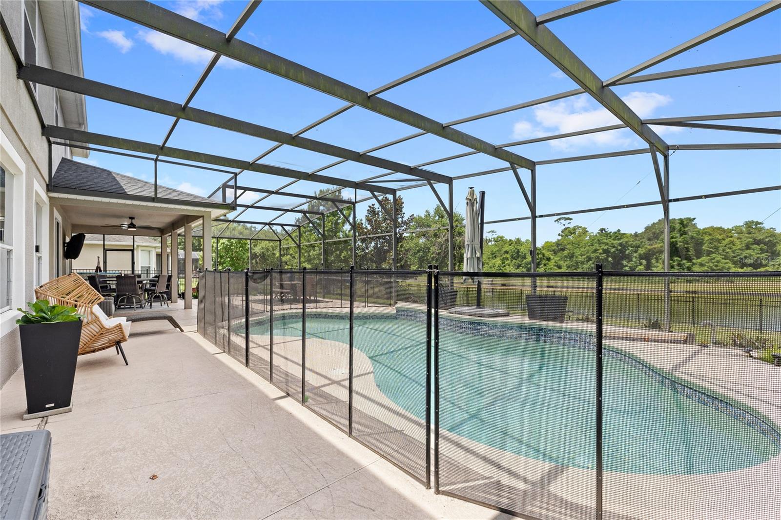 FORESTBROOKE PH 01 Q - Residential