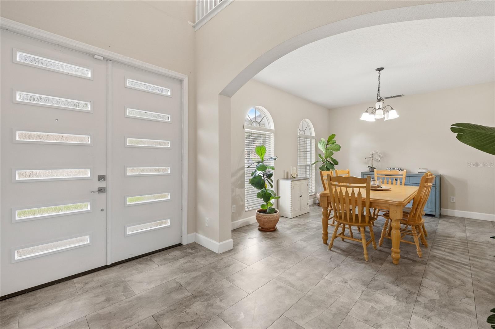 3190 FARLAND DRIVE
