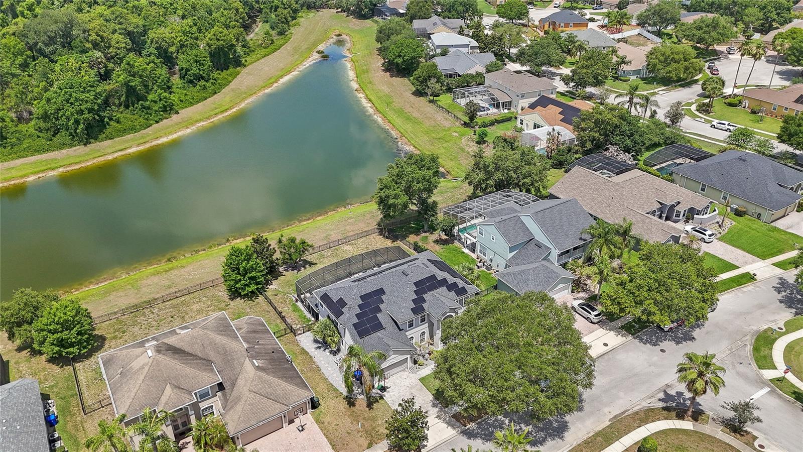 FORESTBROOKE PH 01 Q - Residential