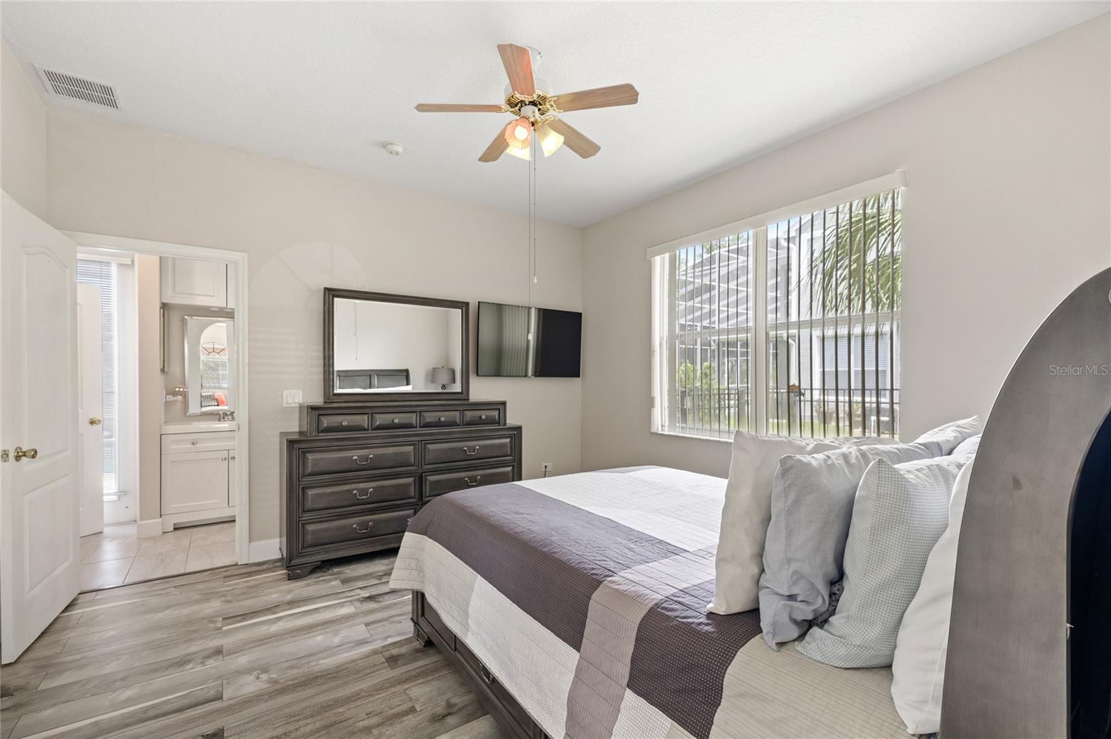 FORESTBROOKE PH 01 Q - Residential