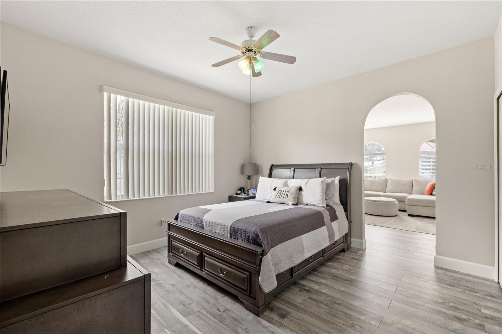 FORESTBROOKE PH 01 Q - Residential